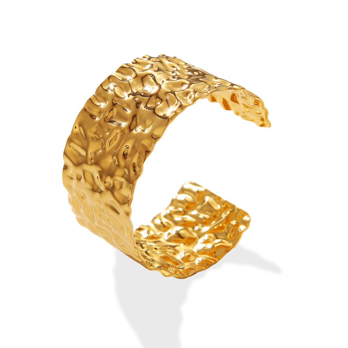 Personalized Exaggerated Hammered Wide Surface 18K Gold Plated Stainless Steel Open Cuff Bracelet for Women