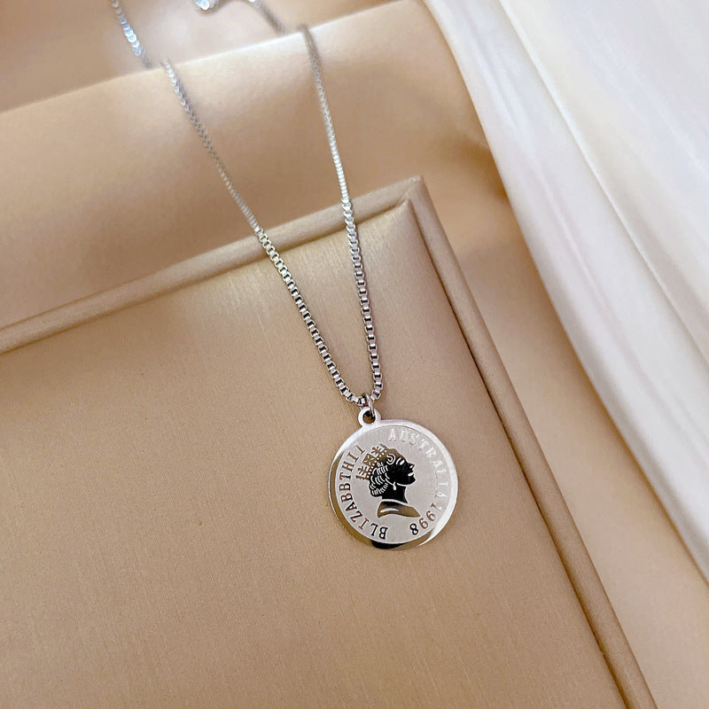 Collana Minimalista con Disco Rotondo Geometrico a Forma di Testa Umana in Acciaio al Titanio Placcato Oro PVD per Unisex
