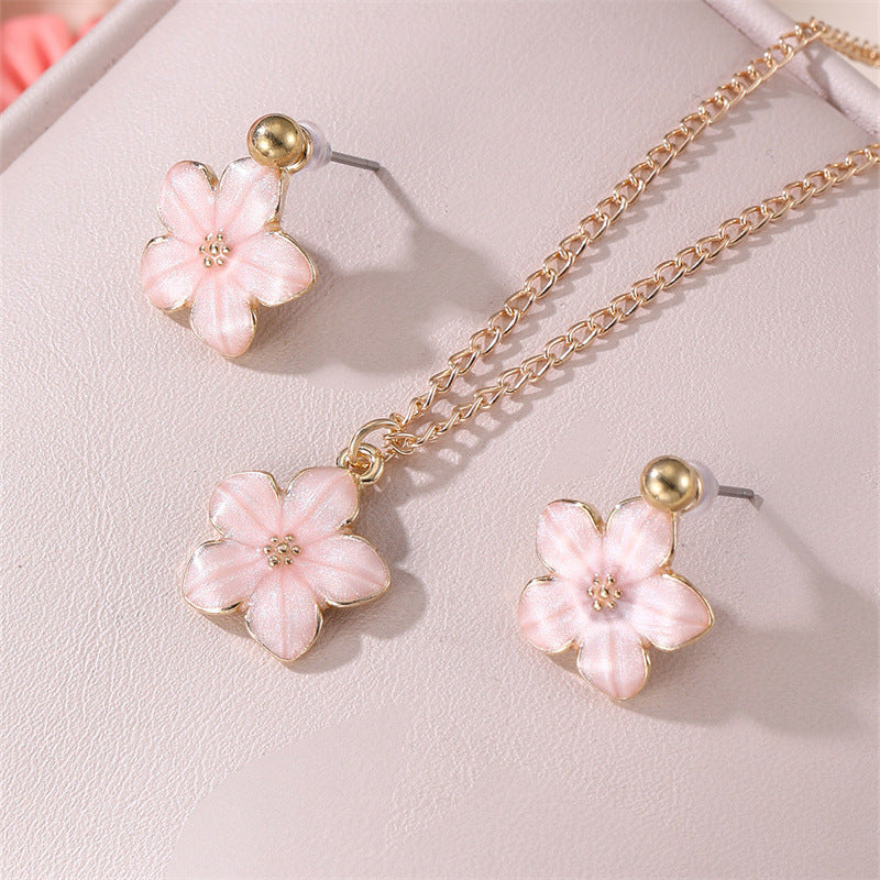 Collar con colgante de mariposa minimalista para niñas, cadena de aleación con acabado esmaltado y dije de resina