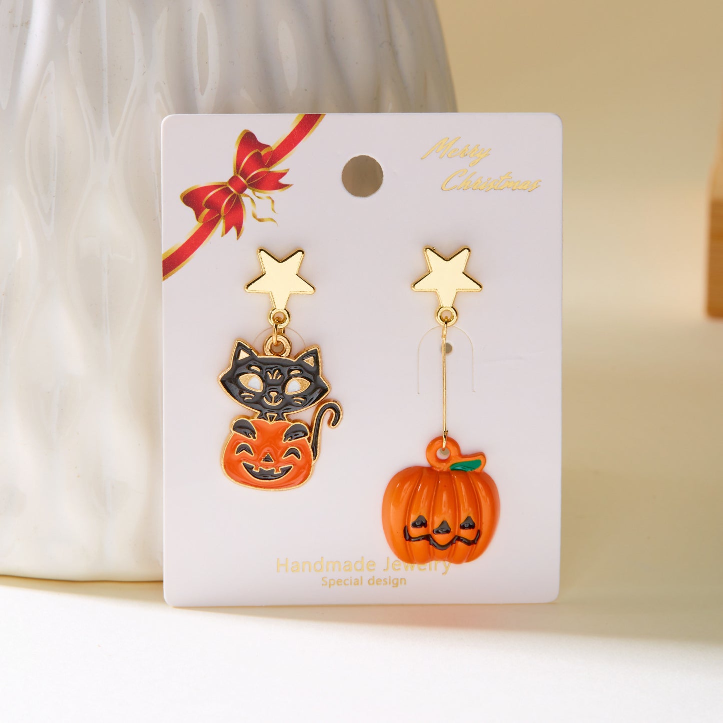Pendientes asimétricos de aleación con diseño de calabaza y fantasma para mujer, con baño, temática de Halloween