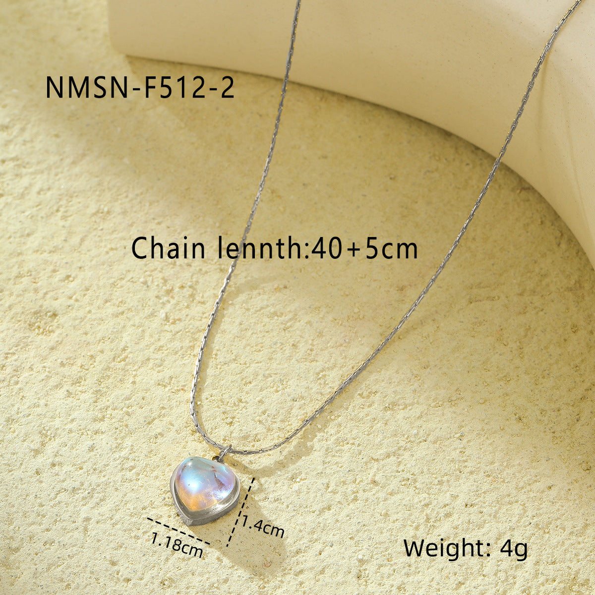 Minimalist Fashion-Forward Heart-Shaped Stainless Steel Necklace with 18K Gold Plating for Women