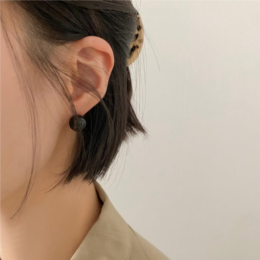 Minimalist Geometric Letter-Shaped 925 Sterling Silver Stud Earrings for Women with Black Agate Inlay
