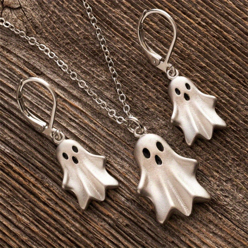 Collar con colgante de fantasma bonito con temática de Halloween para mujer, cadena de aleación con acabado chapado