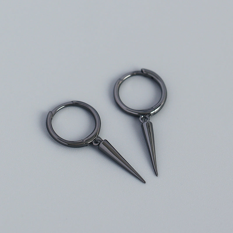 Orecchini a perno cono geometrico in argento sterling S925 con dettagli a rivetto