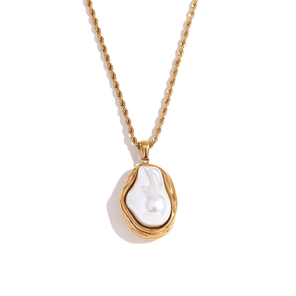 Vintage-Style Irregular Geometric Pendant Necklace for Women in Stainless Steel with 18K Gold Plating and Baroque Pearl Texture