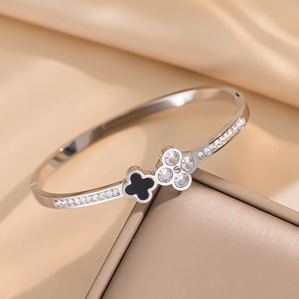 Minimalist Clover-Shaped Titanium Steel Bracelet with Rhinestone Inlay and Mother-of-Pearl Accents for Women