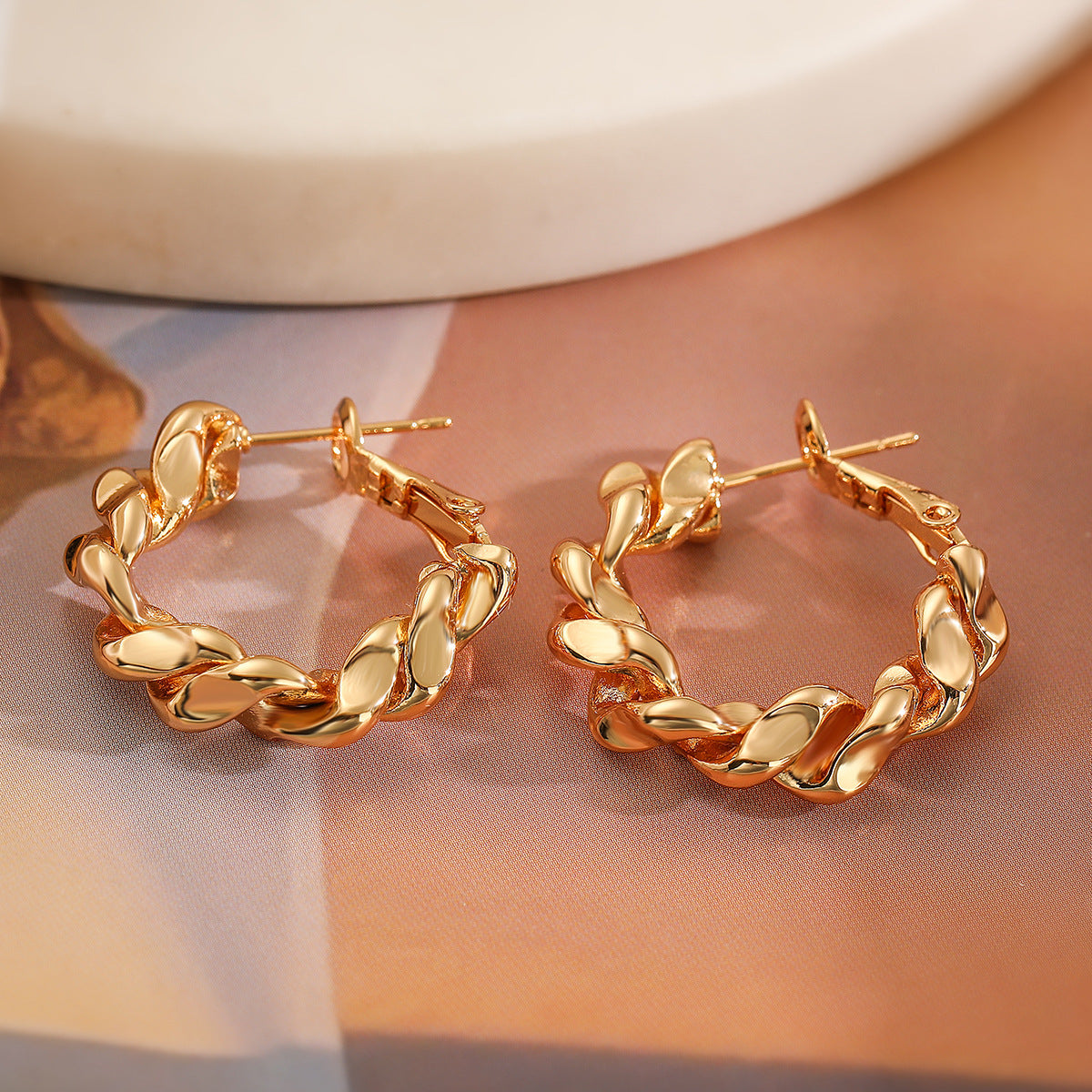 Orecchini a Cerchio Irregolari Geometrici in Rame Stile Vintage con Placcatura in Oro 18K per Donna