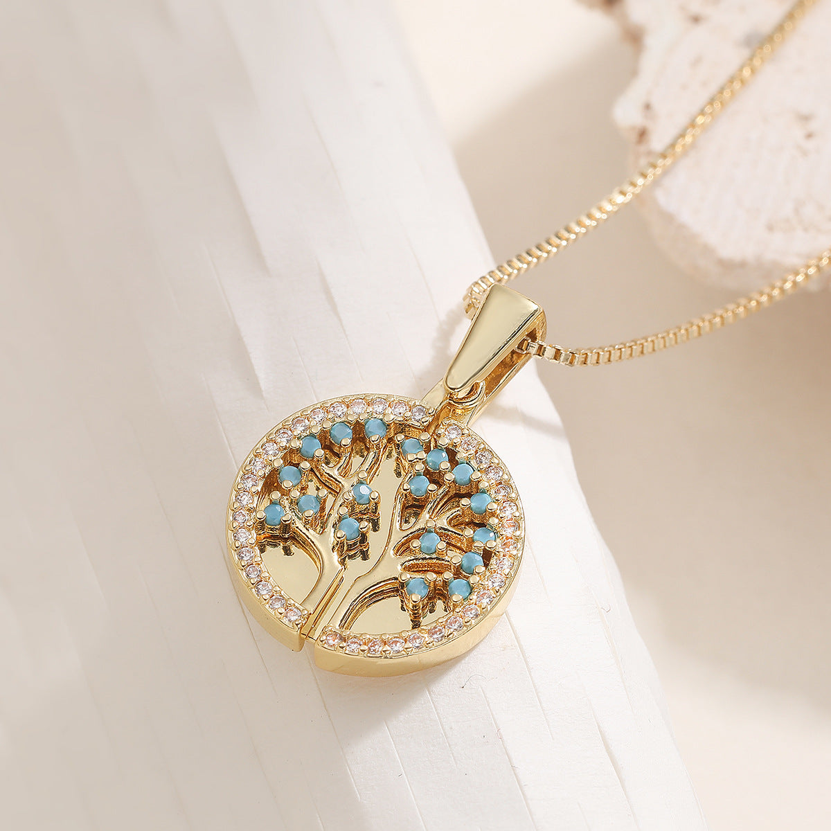 Minimalist Elegant 18K Gold Plated Brass Cubic Zirconia Heart Tree of Life Pendant Necklace