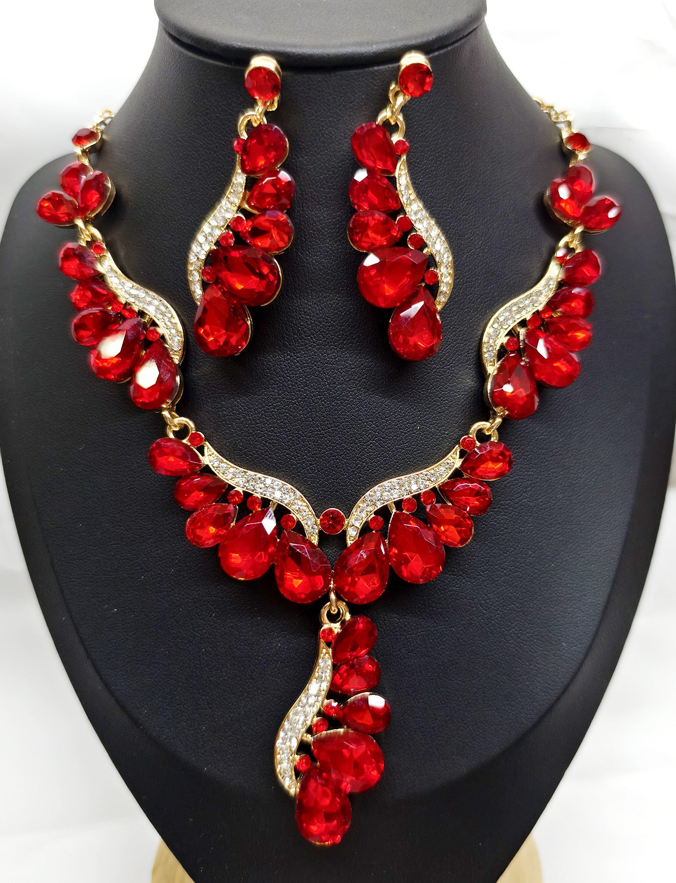 Personalized Wing-Shaped Alloy Necklace and Earrings Set with Rhinestone Drop Pendant on O-Chain for Women