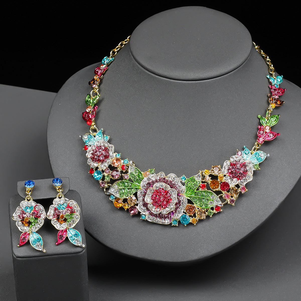 Conjunto de collar y pendientes étnicos de rosas florales de aleación con acabado chapado para mujer