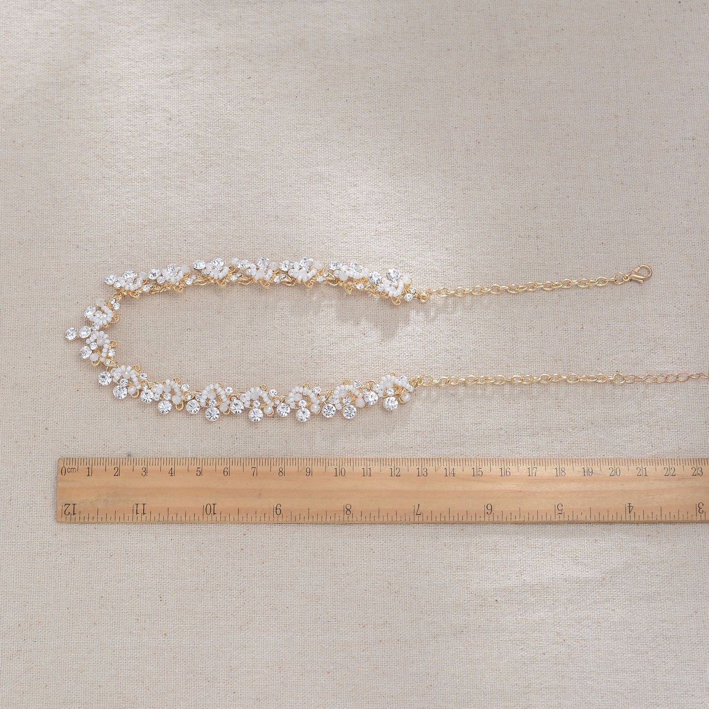 Completo di collana e orecchini in lega con strass intarsiati e motivo floreale, con catena Singapore, da donna