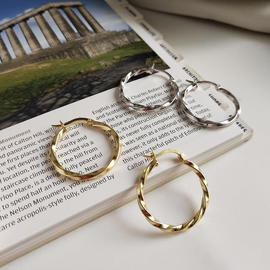 Pendientes redondos geométricos florales chapados en plata de ley 925 para mujer