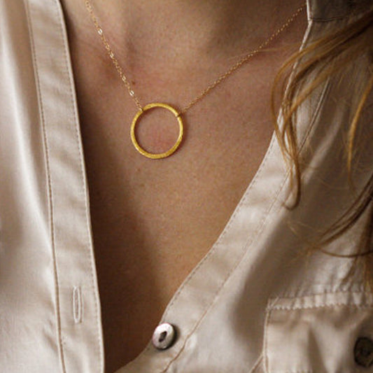 Collana Pendente a Cerchio Minimalista da Donna, in Lega, con Catena a Serpente, Collana Corta alla Clavicole
