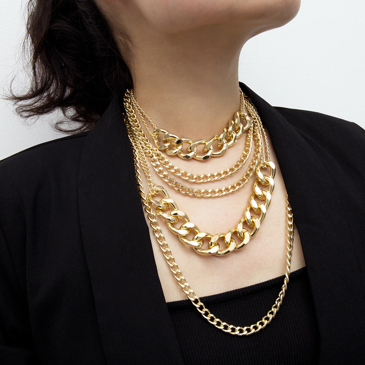 Collana a catena lunga a più strati con nappe, stile punk, da donna