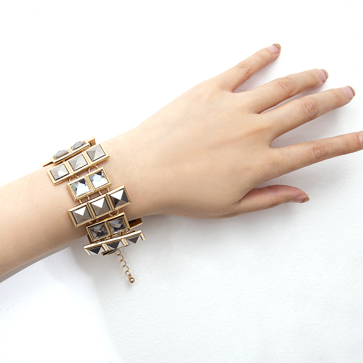 Minimalist Alloy Geometric Asymmetrical Glass and Gemstone Bracelet for Women