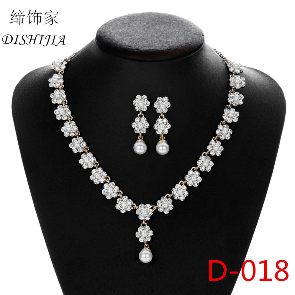 Conjunto de collar y pendientes de aleación minimalista con incrustaciones de perlas y flores