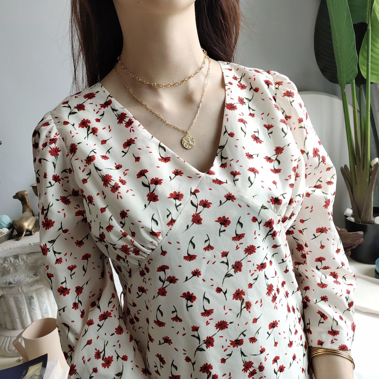 18K Gold Plated 925 Sterling Silver Geometric Mermaid Necklace