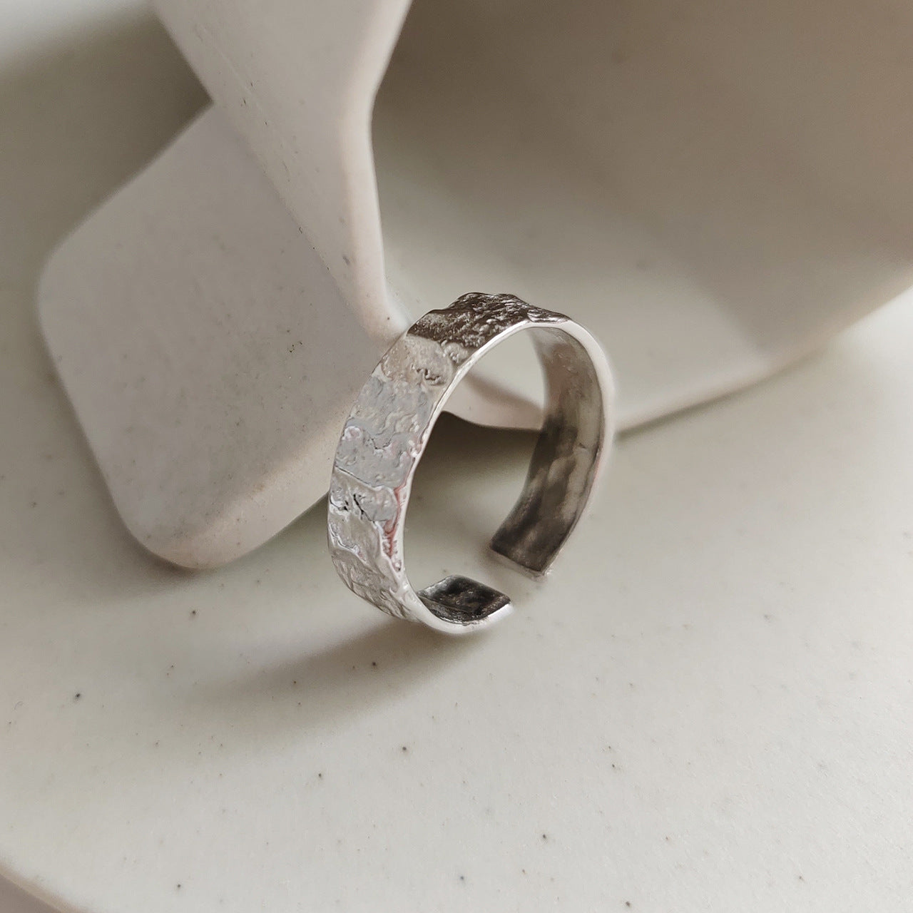 Anello da donna a cuore irregolare geometrico placcato argento sterling 925