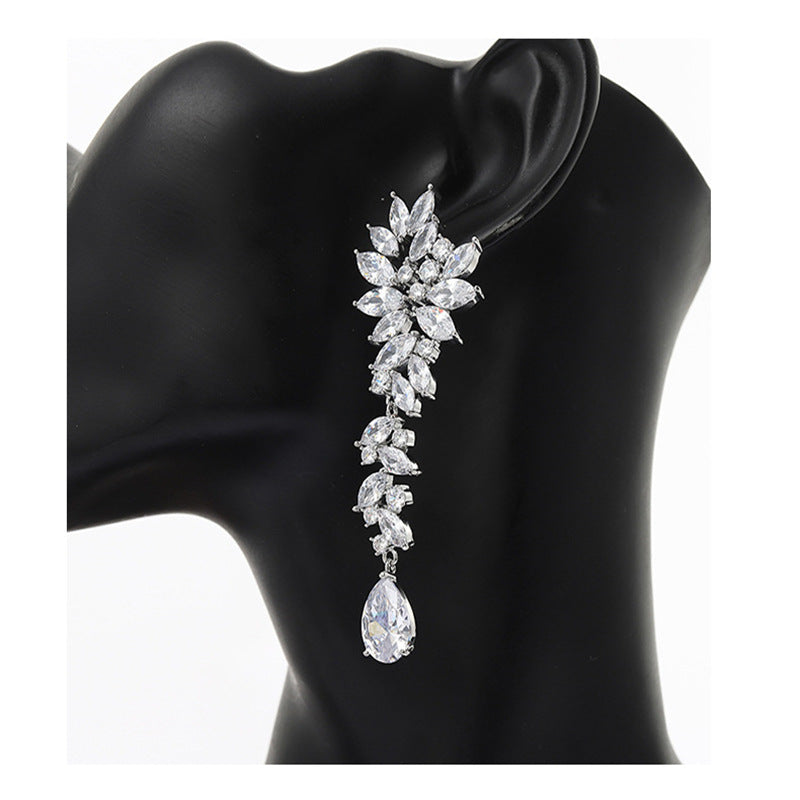 Sweet Fresh Teardrop Rhinestone Earrings Copper Wedding Party Jewelry