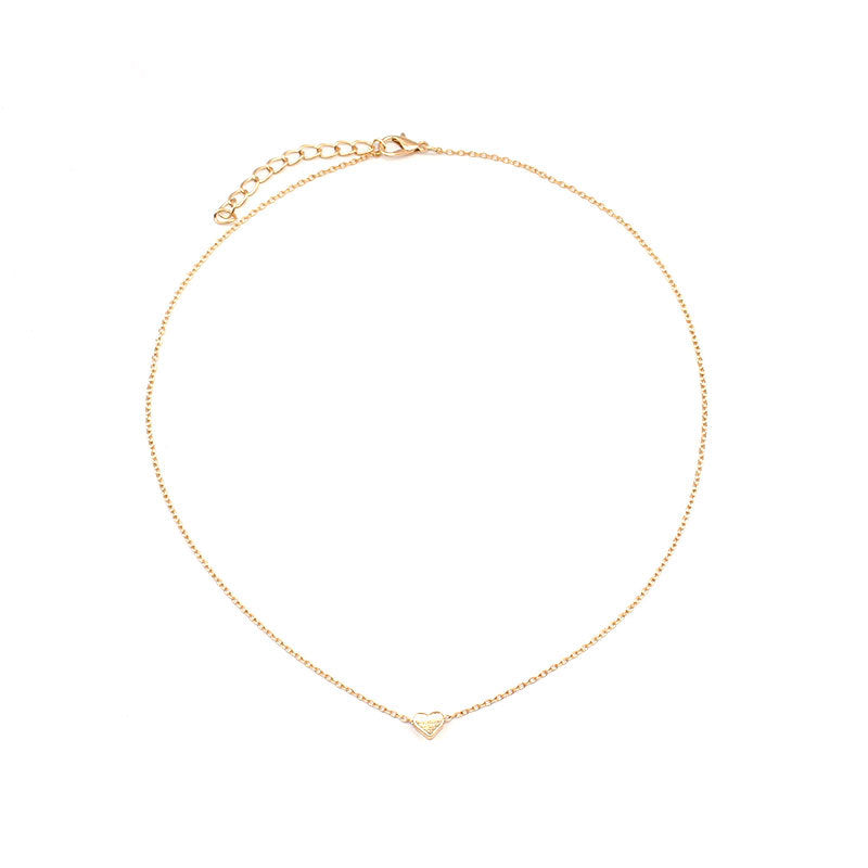 Minimalist Heart Pendant Necklace for Women Short Clavicle Chain Alloy Cross Link Necklace