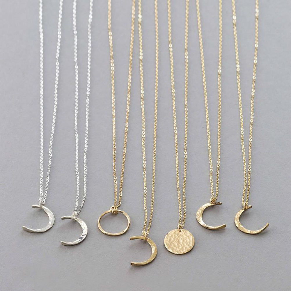 Fashion Creative Choker Necklace with Shield Circle Crescent Pendant in Alloy Plated Cross Chain