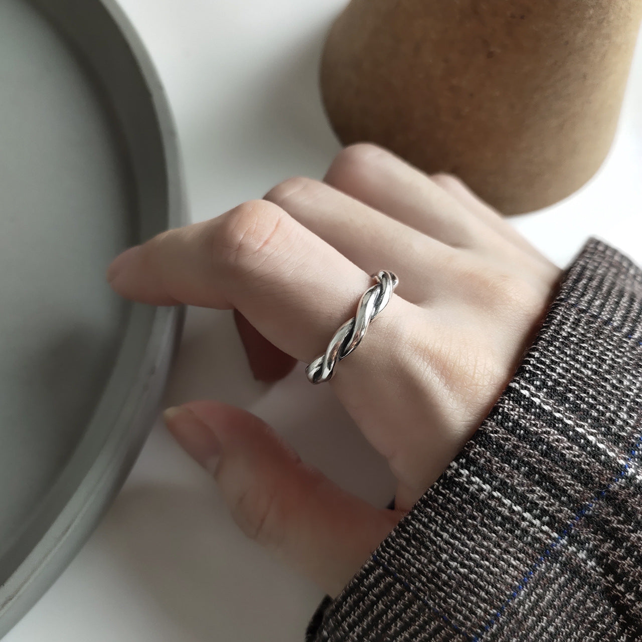 Vintage 925 Sterling Silver Round Geometric Inlay Open Ring for Women