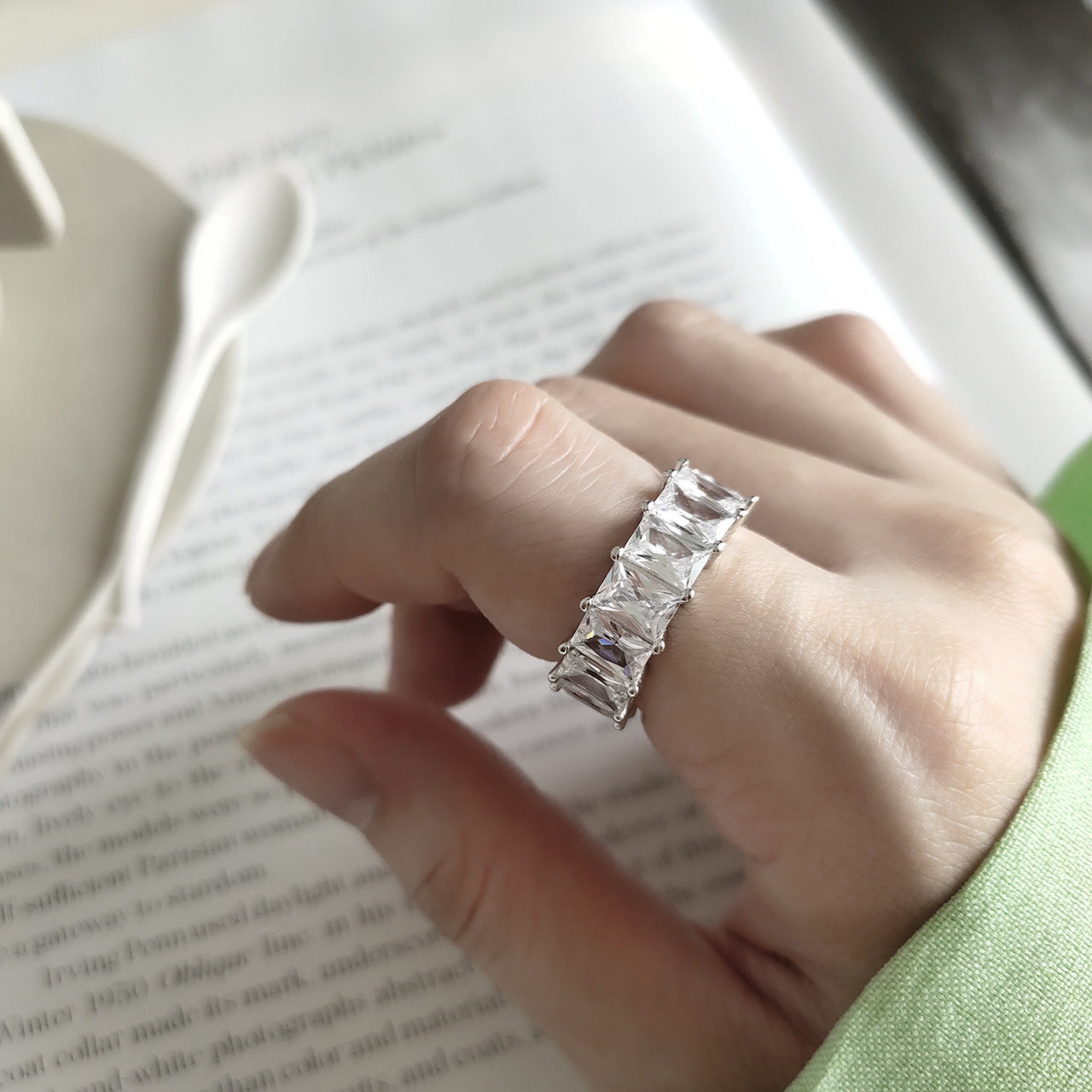 Anello a Fascia Quadrato Geometrico Placcato in Argento Sterling 925 di Lusso Minimalista con Intarsio di Diamanti