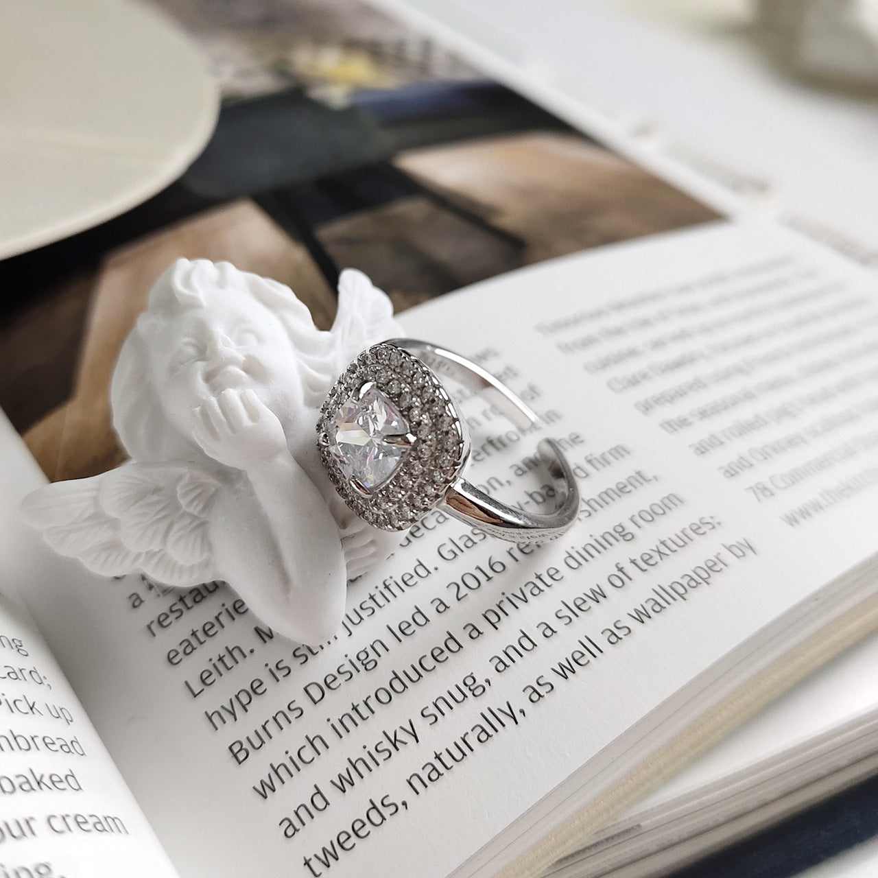 Minimalist Sweet 925 Sterling Silver Geometric Plated Ring with Cubic Zirconia