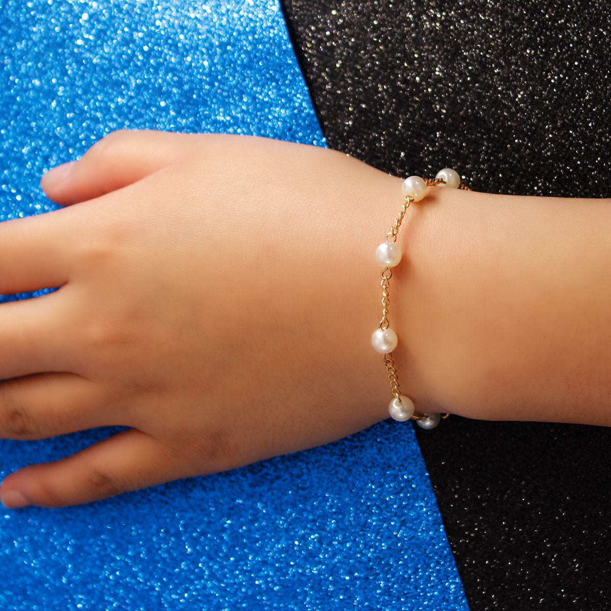 Geometric Pearl Bracelet for Women Alloy Minimalist Hand Jewelry Simple Affordable Fashion Accessory