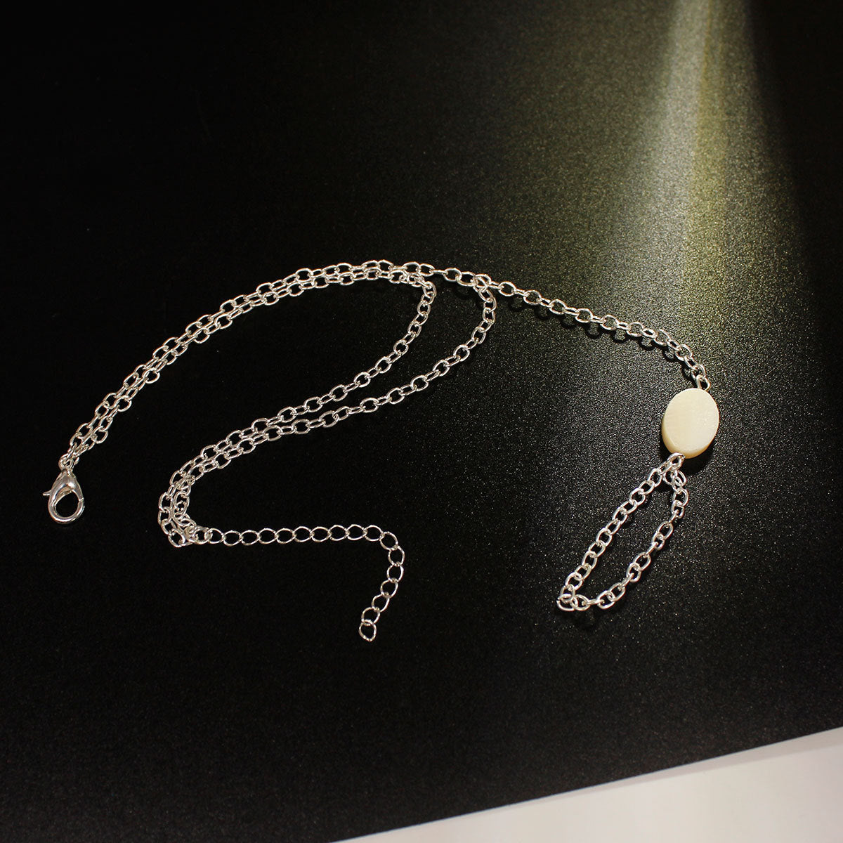Bracciale a doppio strato da donna in lega con catena a mano accessorio di moda