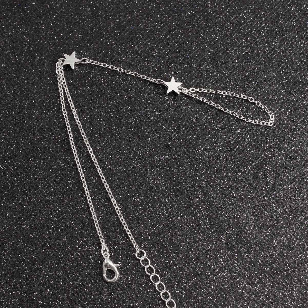 Minimalist Fashion Alloy Star Bracelet for Women Geometric Five-Pointed Star Hand Jewelry