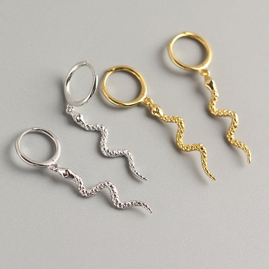 Pendientes largos de plata de ley 925 con serpiente exagerada
