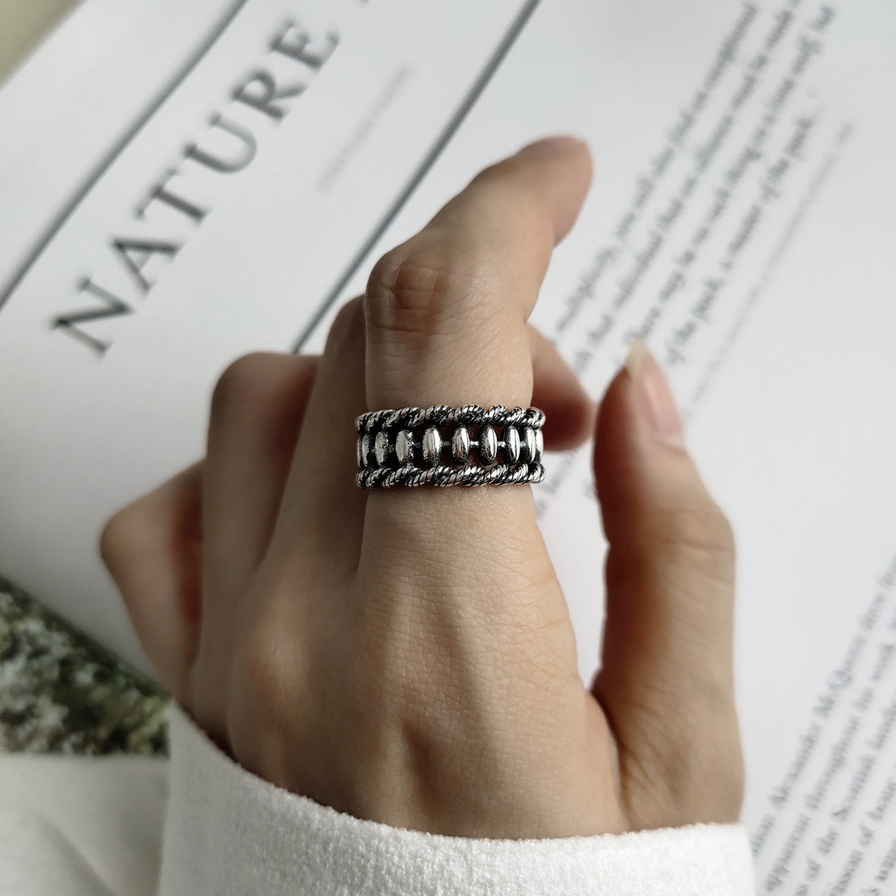 Vintage Minimalist 925 Sterling Silver Oval Heart Open Ring for Women