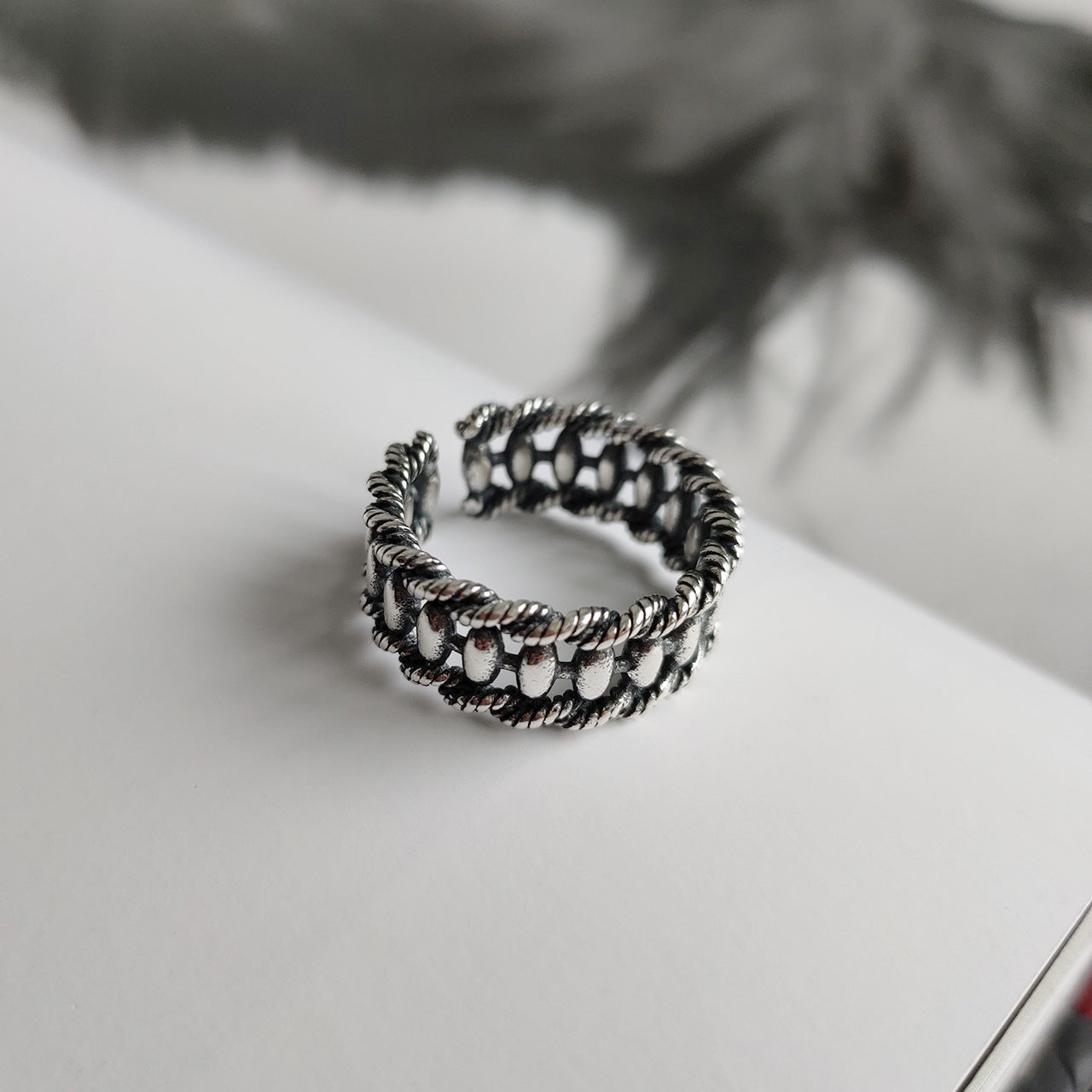 Vintage Minimalist 925 Sterling Silver Oval Heart Open Ring for Women