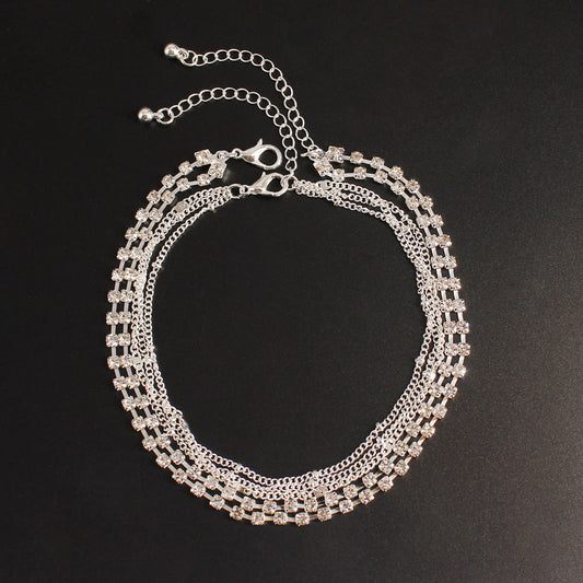 Tobillera minimalista de metal con pedrería para mujer