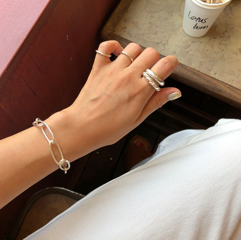 Bracciale geometrico rotondo minimalista in Argento Sterling 925 da donna