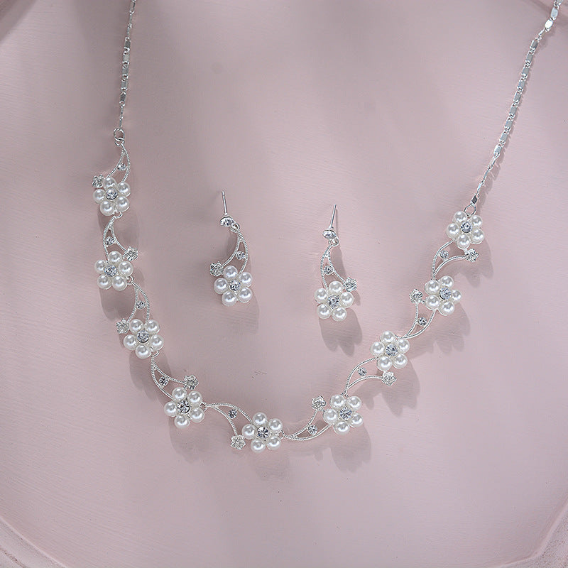 Sweet Minimalist Pearl Inlay Alloy Necklace and Earring Set with Singapore Chain for Women