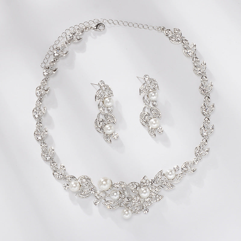 Sweet Floral Leaf Rhinestone Pearl Inlaid Alloy Necklace and Earring Set for Women