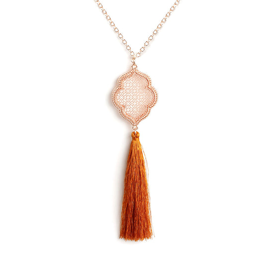 Collana a catena in lega con croce geometrica floreale placcata per donna
