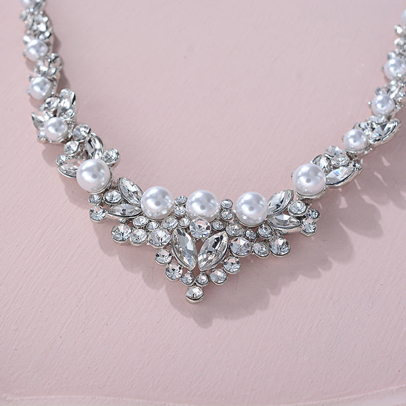 Juego de collar y pendientes de aleación, dulce, elegante, floral, con incrustaciones de diamantes de imitación, con cadena Singapur para boda, cumpleaños