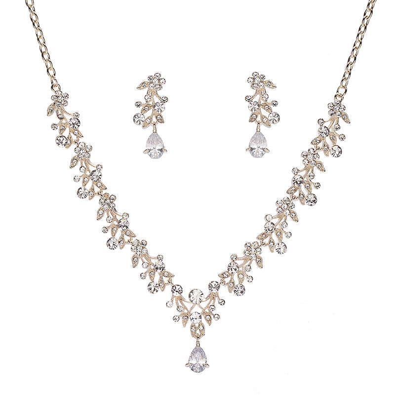 Conjunto de collar y pendientes de latón chapado, con colgante de circonita cúbica y estrás, diseño floral elegante y dulce, para mujer, boda, joyería nupcial