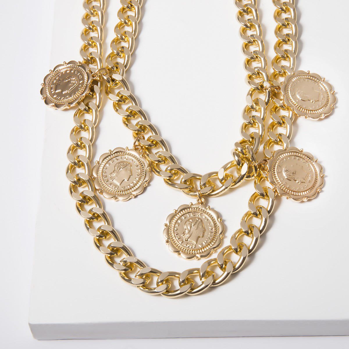 Collar con colgante de retrato en forma de U geométrico vintage punk para mujer con cadena cruzada de aleación