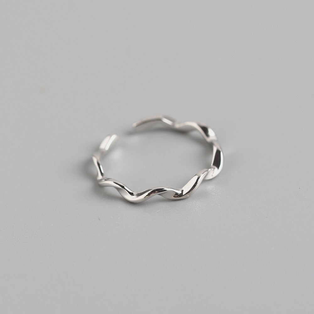 Minimalist S925 Sterling Silver Polished Geometric Mobius Wave Ring for Women