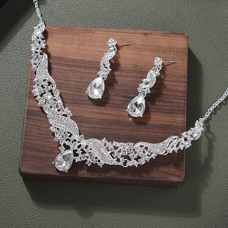Sweet Elegant Floral Rhinestone Inlaid Alloy Jewelry Set with Singapore Chain for Women Wedding Bridal