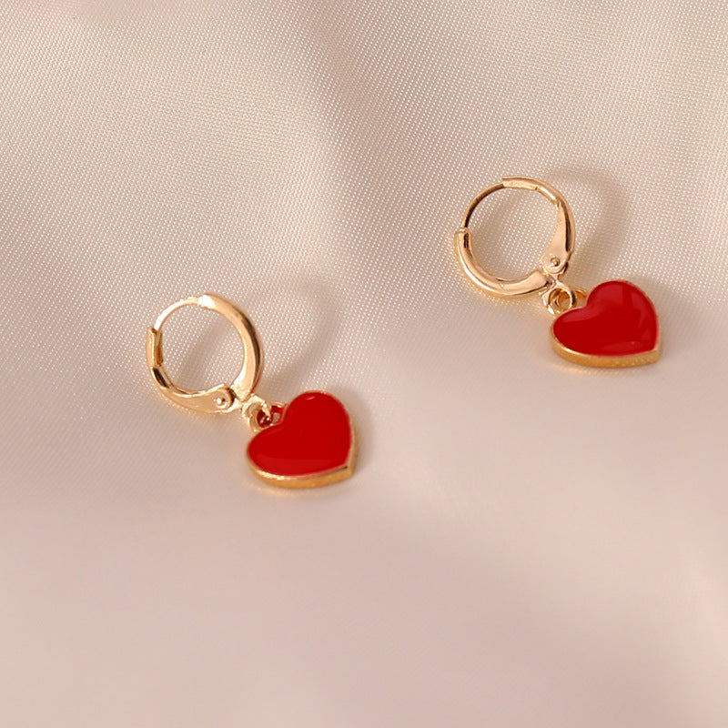 Orecchini a perno da donna in lega con gocce a cuore, minimalisti ed eleganti