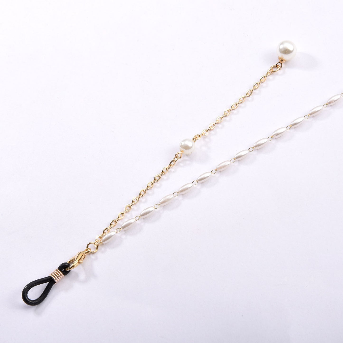 Elegant Alloy Rice Pearl Chain Eyeglass Holder for Women