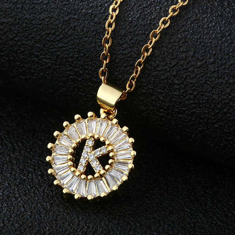 Collar con Letra para Mujer, Colgante de Cobre con Circonita Cúbica en Cadena O de Acero Inoxidable, Collar Casual de Moda