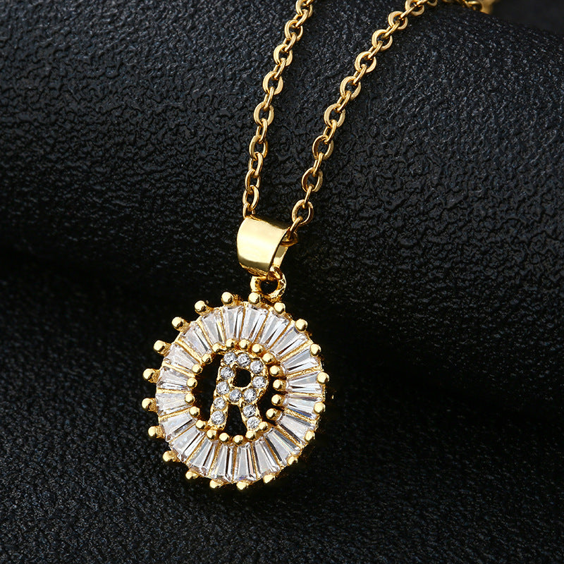 Collar con Letra para Mujer, Colgante de Cobre con Circonita Cúbica en Cadena O de Acero Inoxidable, Collar Casual de Moda