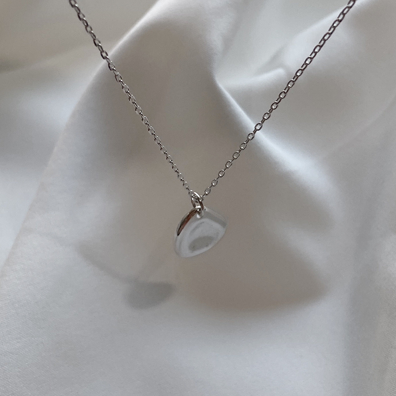 Dolce Collana Minimalista Geometrica Placcata Argento Sterling 925 con Catena a Sfera