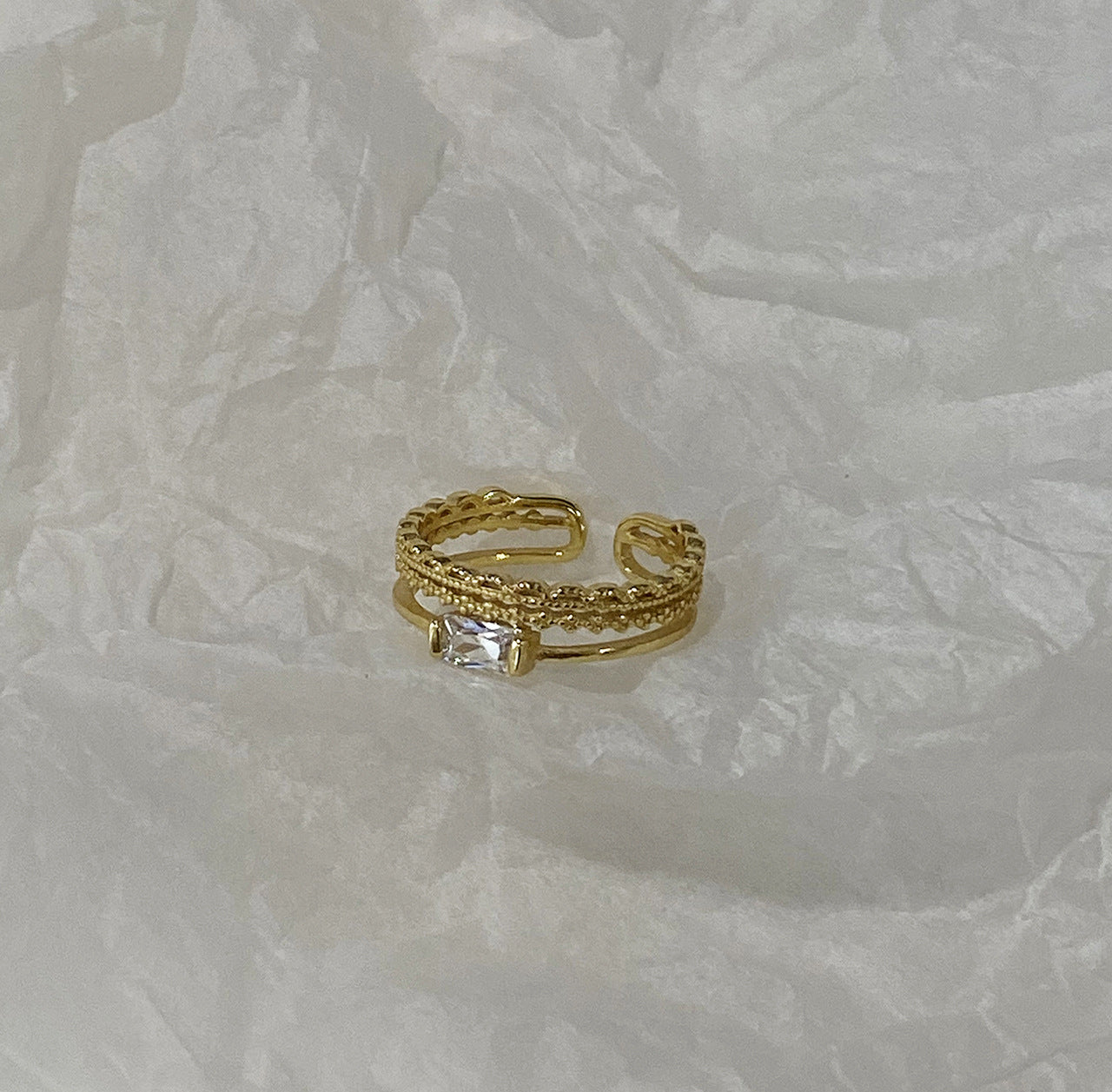 Anillo minimalista de plata de ley 925 con incrustaciones florales en forma de corazón y diamantes para mujer